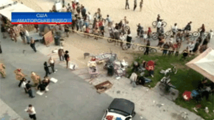 В США задержали водителя, наехавшего на 12 прохожих