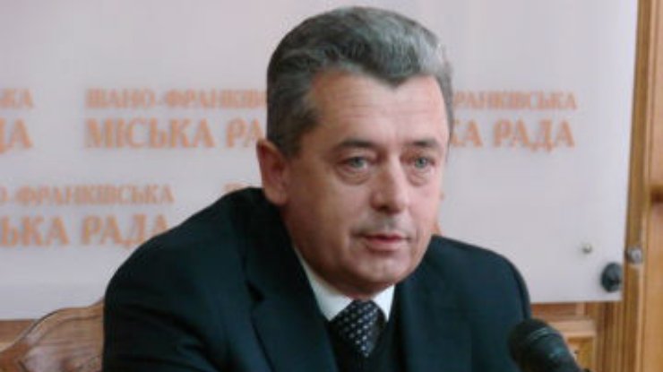 Мэр Ивано-Франковска на велосипеде попал под грузовик