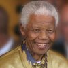 Мандела стабильно идет на поправку, - власти ЮАР