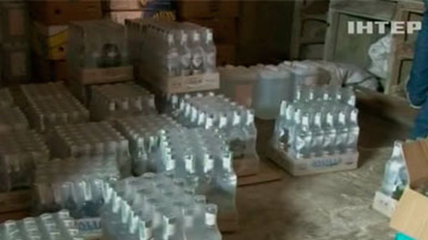 На Львовщине обнаружили подпольный цех по разливу водки