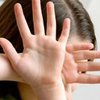 На Ривненщине 12-летнюю девочку изнасиловали за украденную шоколадку