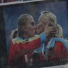 Российские бегуньи обиделись на СМИ из-за поцелуя