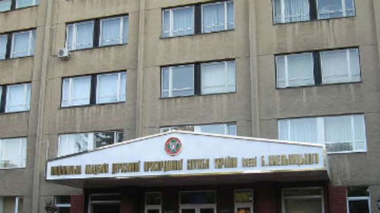 В Хмельницком умер курсант во время занятий по физподготовке