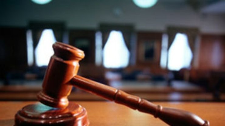 Лондонский суд запретил делиться документами Сноудена с другими странам