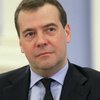 Медведев поздравил Азарова с Днем Независимости
