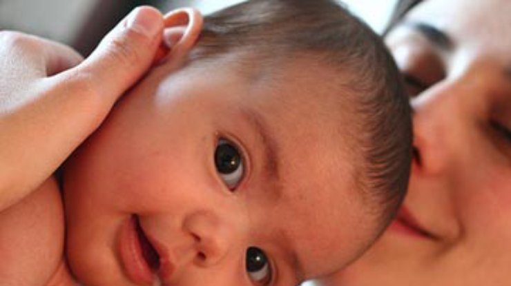 Ученые изобрели прибор, измеряющий объем съеденного младенцем молока