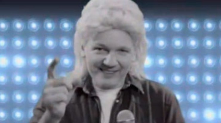 Ассанж спел песню в предвыборном клипе в стиле 80-х