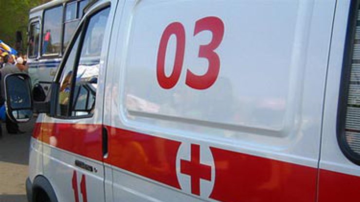 На Кировоградщине мужчина разрезал ногу знакомого бензопилой