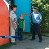 На Луганщине пенсионерка спасла внука от ножа грабительницы
