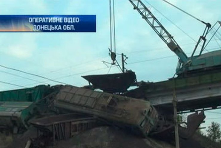 В Мариуполе столкнулись два поезда