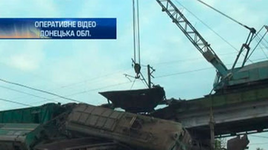 В Мариуполе столкнулись два поезда