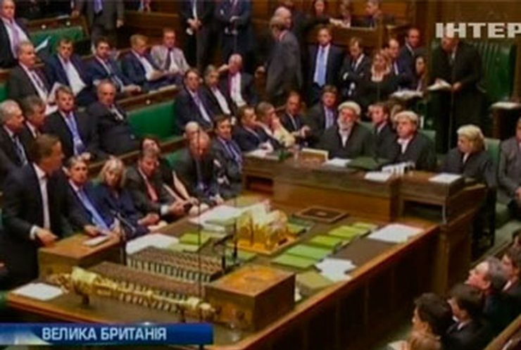 Британский парламент проголосовал против войны в Сирии