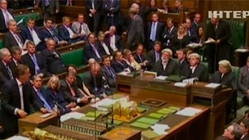 Британский парламент проголосовал против войны в Сирии