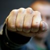 В Ривне пьяный "ухажер" избил и ограбил девушку