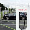 Tesla открыла в Европе бесплатные станции для зарядки электрокаров