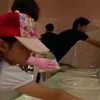 "Туалетные солдаты": Японцы очищают душу, вымывая общественные уборные