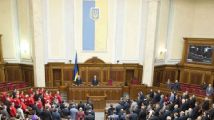 Рада открыла третью сессию в присутствии Януковича