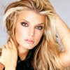 Джессика Симпсон создала линию одежды для беременных и кормящих мам