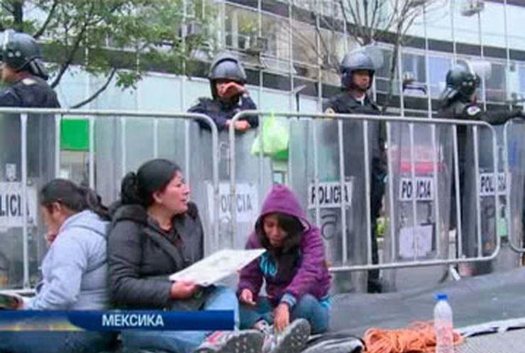 Мексиканские учителя протестуют против переаттестации