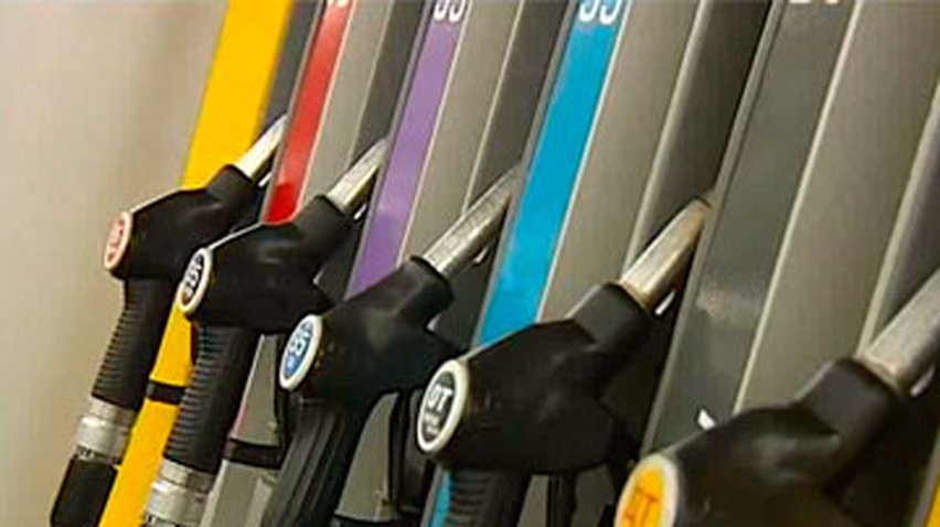 Около 200 автозаправок в Украине продают некачественный бензин
