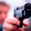 Невезучие грабители ювелирного магазина растеряли золото по дороге