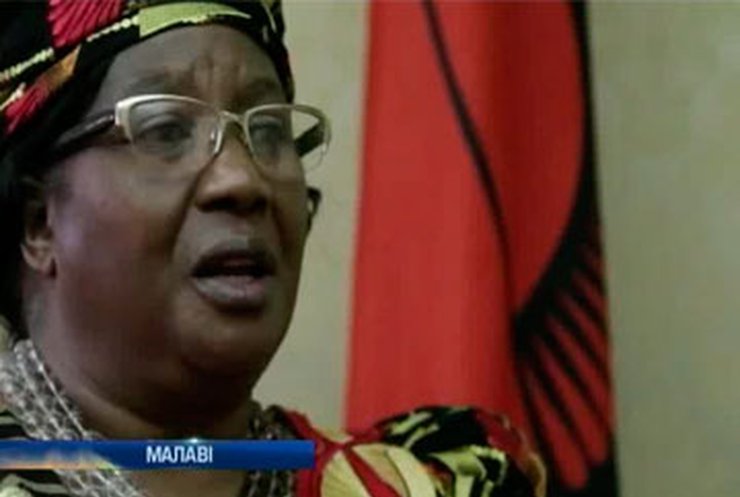Президент Малави продает свой самолет, чтобы побороть голод в стране