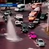 В Кировограде прямо на дороге забил 25-метровый фонтан