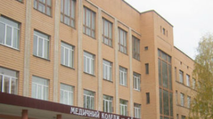 Из-за сильного ливня в кировоградском общежитие отселили более 400 студентов
