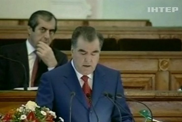 Президент Таджикистана снова идет на выборы