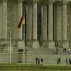 После победы на выборах Меркель приступила к созданию коалиции