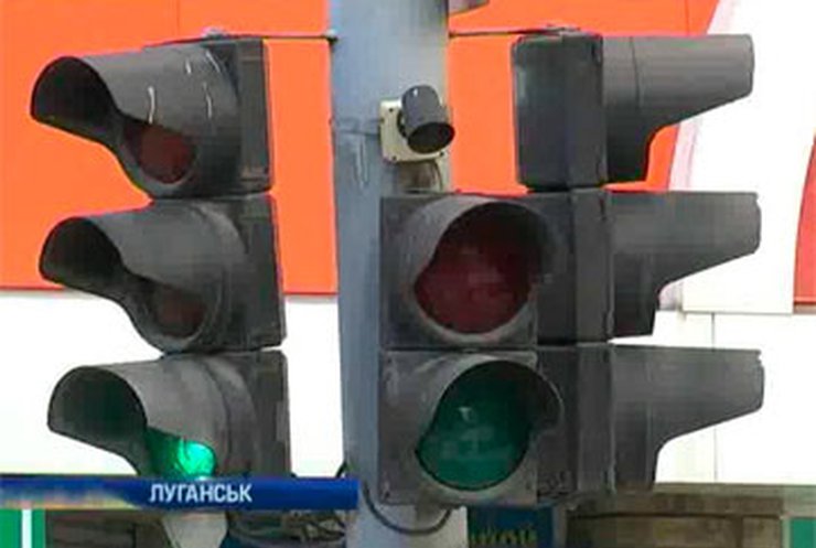 В Луганске пьяный сын судьи на джипе сбил девушку, - СМИ