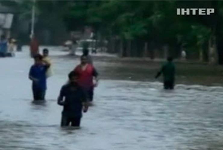 На западе Индии начались сильные наводнения