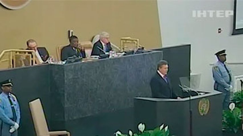 Для ассоциации с ЕС Украине осталось решить три вопроса, - Янукович