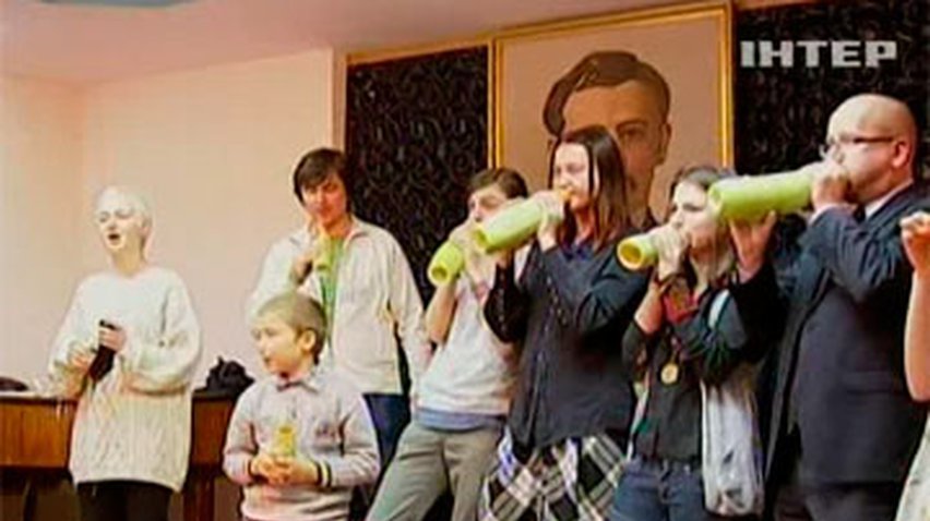 В Виннице выступает оркестр, инструментами в котором служат овощи