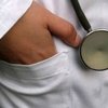 В житомирской больнице врачи отказали в помощи умирающей женщине