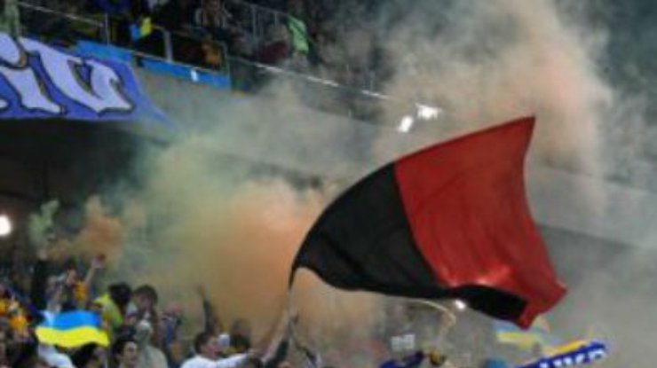 Украинские националисты попросят FIFA не считать символику ОУН-УПА дискриминационной