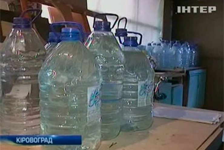 В Кировограде жители частного дома остались без воды из-за проволочек чиновников