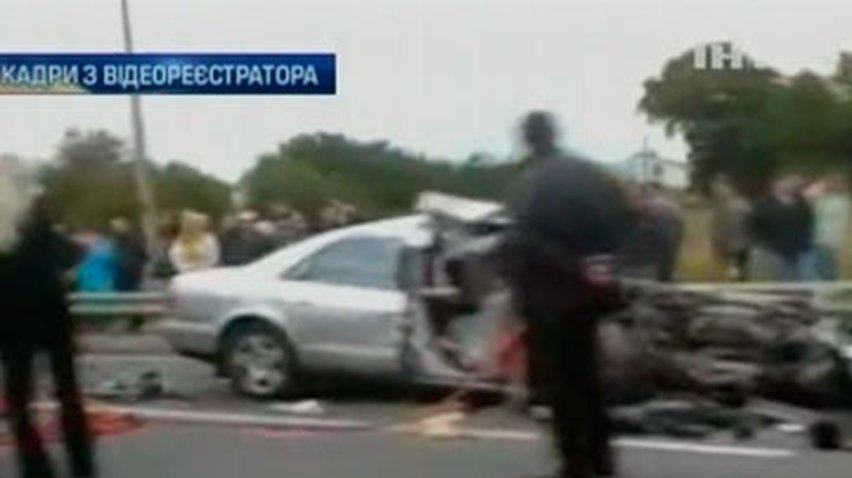 В Крыму столкнулись иномарка и маршрутка