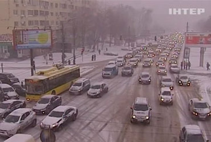 Из-за пробок ГАИ хочет сделать платным въезд в центр Киева