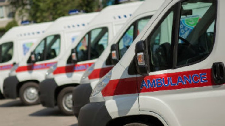 Оппозиция обвинила Минздрав в завышении цен при покупке "скорых"