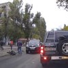 В Одессе милиционер пошел через дорогу на "красный" и попал под колеса