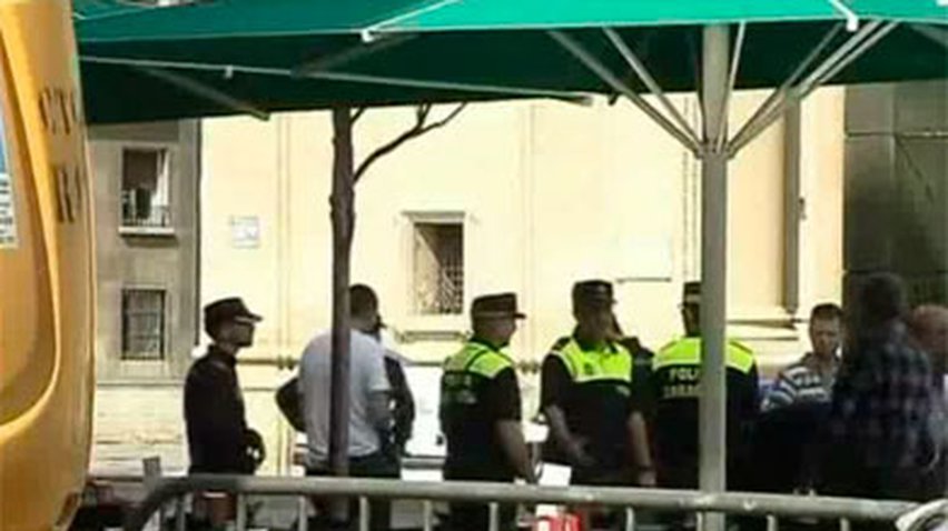 В Испании неизвестные взорвали бомбу в католическом храме