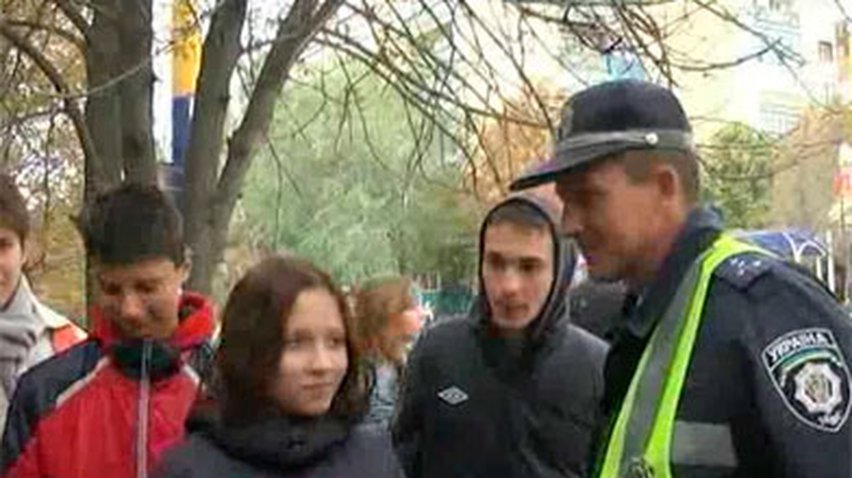 Луганская ГАИ провела экскурсии по безопасности для школьников