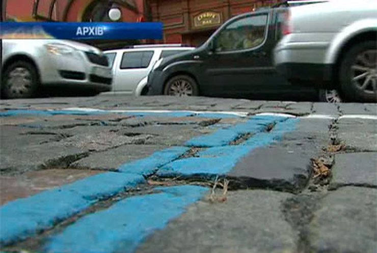 Зимой парковаться в Киеве разрешат только с одной стороны