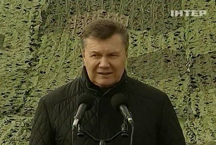 Осенний призыв на срочную службу был последним, - Янукович