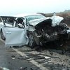 На Полтавщине Audi столкнулся с грузовиком: Двое погибших