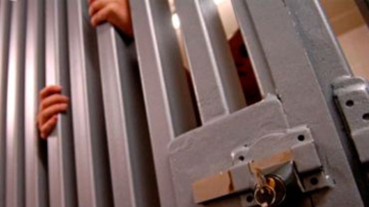 Бунт в бразильской тюрьме унес жизни 13 человек