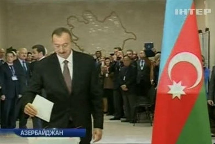 Ильхам Алиев уверенно выиграл выборы президента Азербайджана
