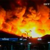 В Таиланде 12 часов тушили горящий торговый центр
