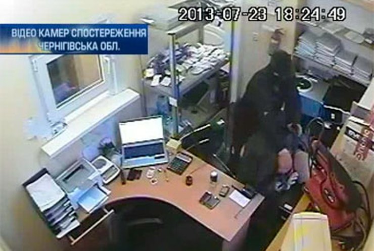 Работник ломбарда на Черниговщине инсценировал разбойное ограбление